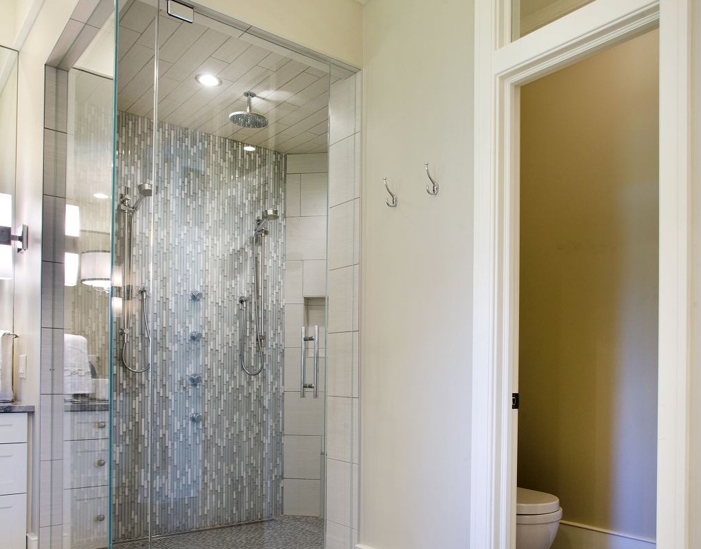 Elbow Valley Ensuite Project with full tiled shower By Renova Homes & Renovations Calgary, Alberta