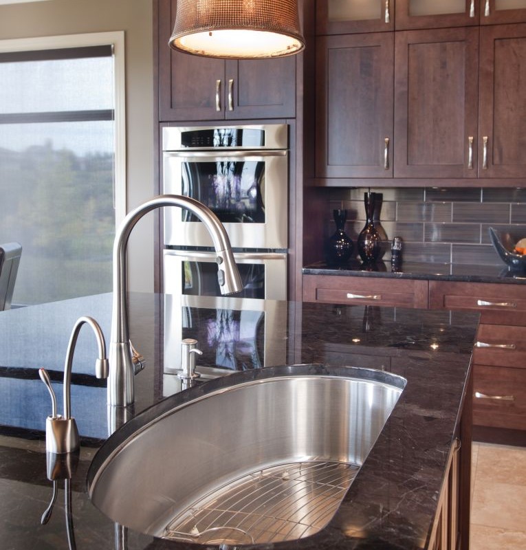 Hamptons Kitchen Project By Renova Homes & Renovations Calgary, Alberta large island sink that overlooks the Hamptons Gold Course in Calgary Alberta