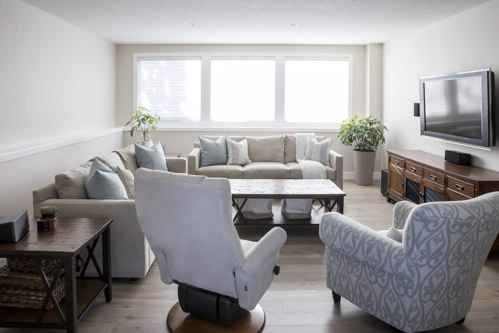 Lake Bonavista Renovation living room By Renova Homes & Renovations Calgary, Alberta