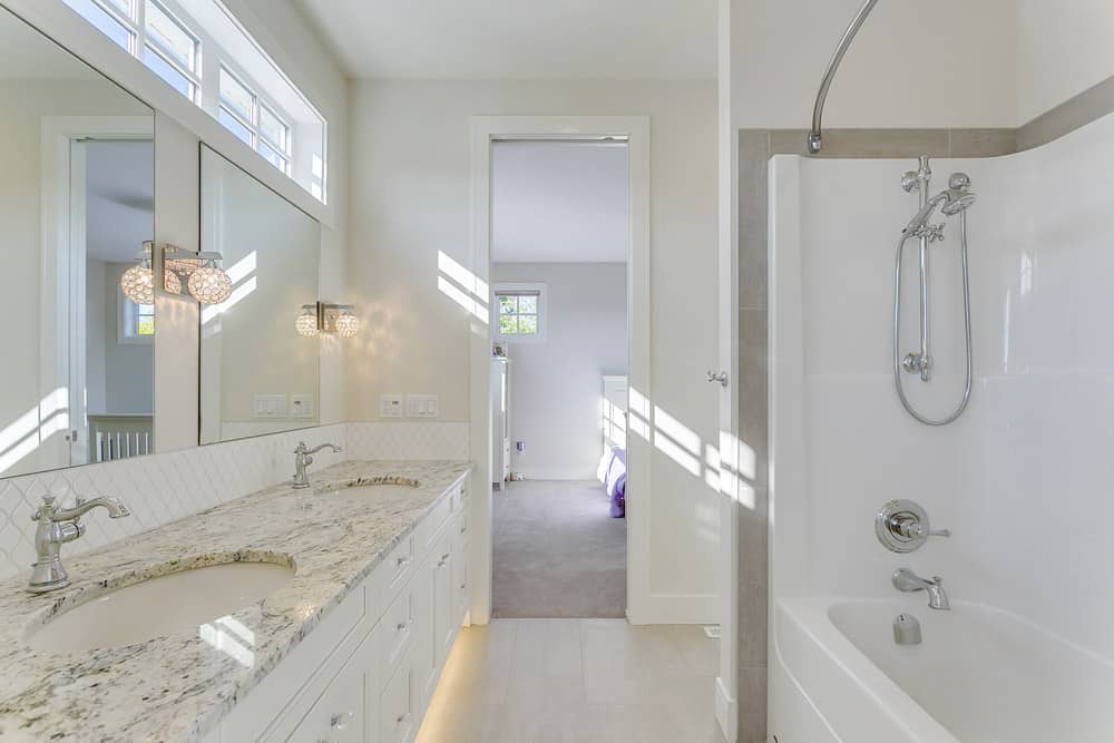 Mount Royal Custom Home bathroom By Renova Homes & Renovations Calgary, Alberta