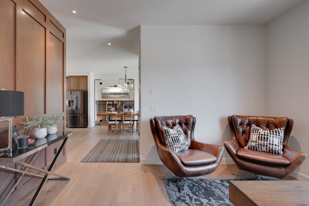 Arbour Lake Renovated Home by Renova Homes & Renovations In Calgary, Alberta home office