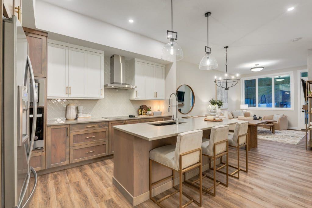 River Pointe Villas By RENOVA Homes & Renovations Kitchen and living rooms