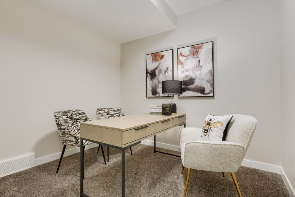 River Pointe Villas By RENOVA Homes & Renovations Home Office